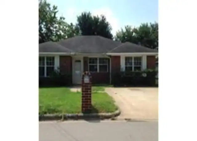 Property at 106 Sterling St, College Station, TX, 77840, 3 beds, 2 baths, [object Object]