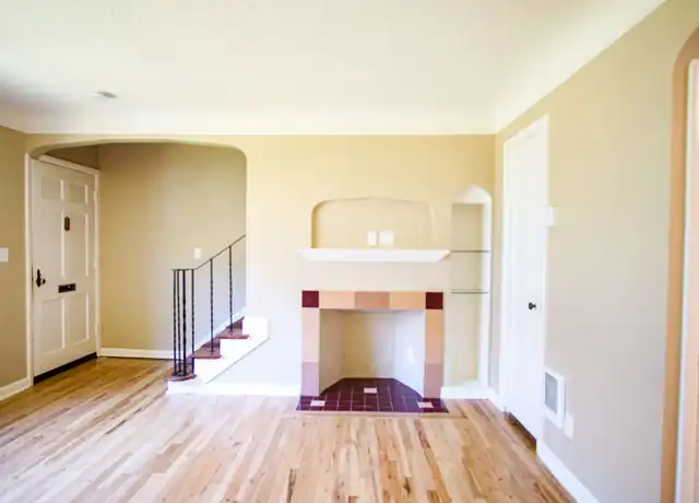 Property at 2405 NW Johnson St Unit 2405, Portland, OR, 97210, 2 beds, 1 bath, [object Object]