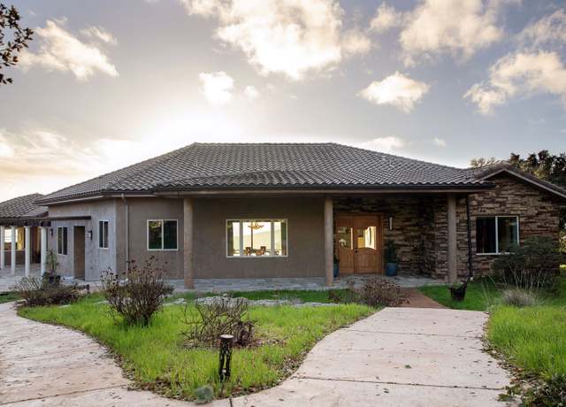 Photo of 2448 Atascadero Rd, Morro Bay, CA 93442