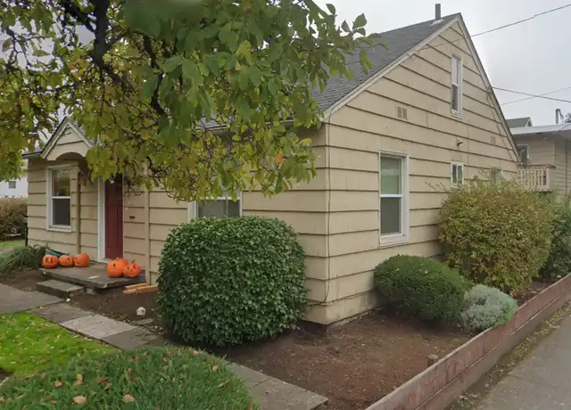 Property at 658 E 17th Ave, Eugene, OR, 97401, 5 beds, 2 baths, [object Object]