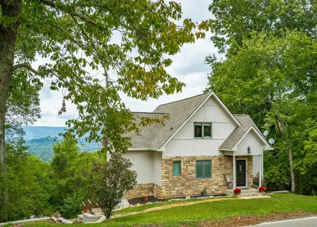 Property at 6497 Fairview Rd, Hixson, TN, 37343, 3 beds, 2.5 baths, [object Object]