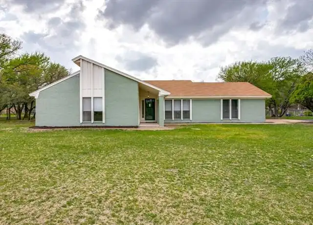 Property at 704 Kings Gate Rd, Willow Park, TX, 76087, 3 beds, 2 baths, [object Object]