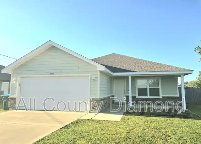 Property at 3225 Ten Acre Rd, Panama City, FL, 32405, 3 beds, 2 baths, [object Object]