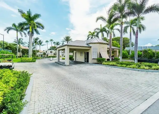 Property at 9 Royal Palm Way #201, Boca Raton, FL, 33432, 2 beds, 2 baths, [object Object]