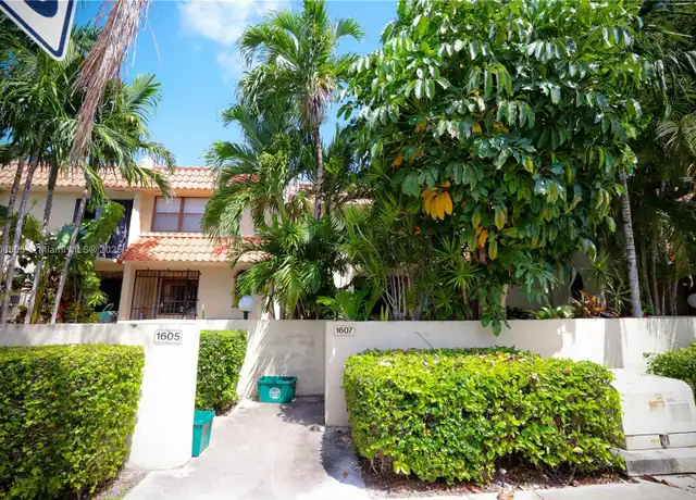 Property at 1607 NE 105th St Unit 3-7, Miami Shores, FL, 33138, 2 beds, 2.5 baths, [object Object]