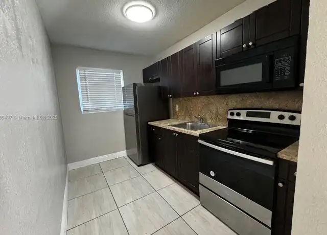 Property at 1940 Washington Ave Unit 12, Opa-locka, FL, 33054, 2 beds, 1 bath, [object Object]