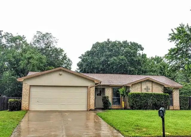 Property at 2813 Cummings Dr, Bedford, TX, 76021, 3 beds, 2 baths, [object Object]