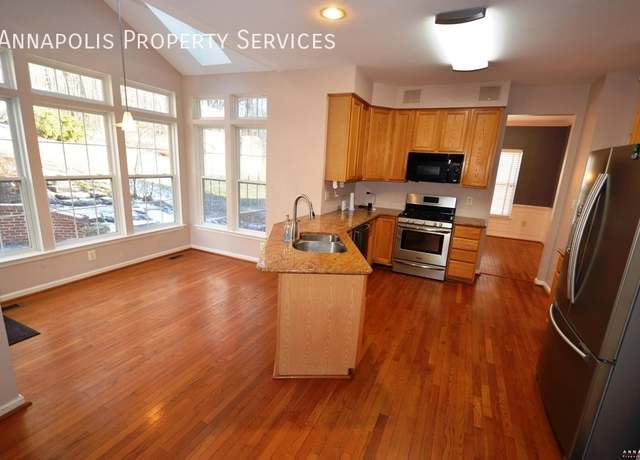 Photo of 7 Woodbent Dr, Severna Park, MD 21146