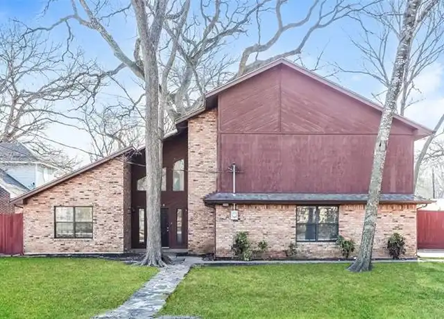 Property at 330 Cedar Creek Dr, Duncanville, TX, 75137, 4 beds, 2.5 baths, [object Object]