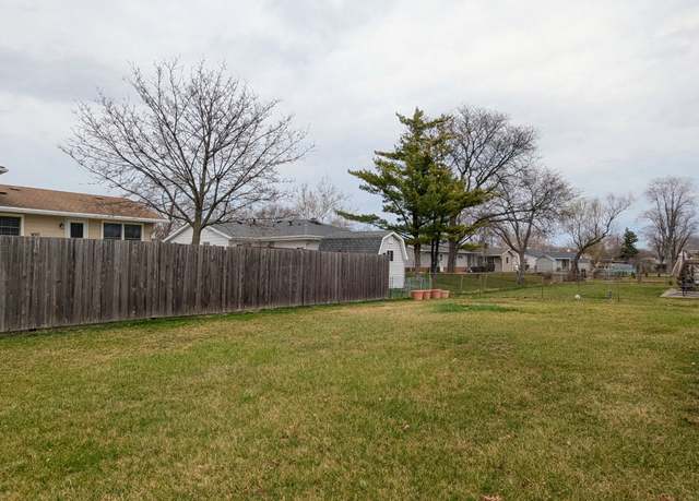 Photo of 36 Keswick Rd, Elk Grove Village, IL 60007