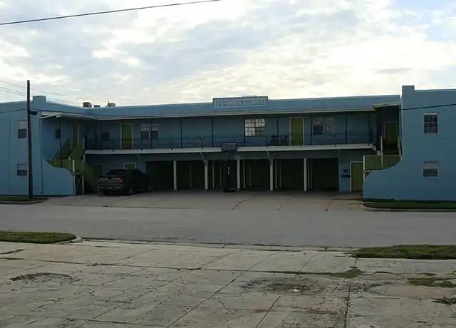 Property at 802 Avenue K Unit 3, Galveston, TX, 77550, 1 bed, 1 bath, [object Object]