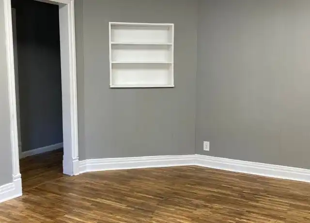 Property at 321 E Gilbert St, Muncie, IN, 47305, 2 beds, 1 bath, [object Object]