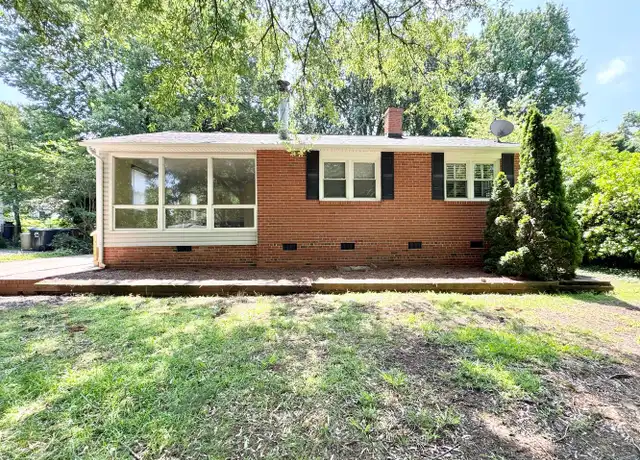 Property at 505 Crestwood Dr, Greensboro, NC, 27408, 3 beds, 2 baths, [object Object]