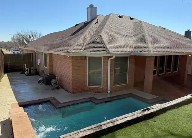 Property at 7702 Fox Chase Dr, Arlington, TX, 76001, 3 beds, 2 baths, [object Object]