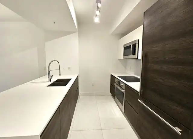 Property at 301 Altara Ave #522, Coral Gables, FL, 33146, 1 bed, 1 bath, [object Object]