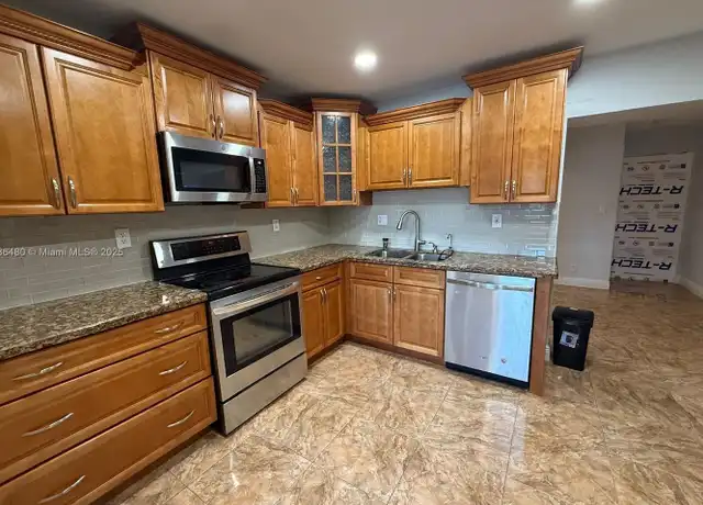 Property at 4281 NW 35th Ter, Fort Lauderdale, FL, 33309, 3 beds, 2 baths, [object Object]