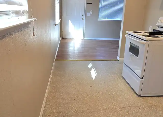 Property at 430 N 6th Ave Unit 430, Oakdale, CA, 95361, 2 beds, 1 bath, [object Object]