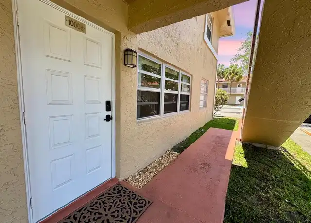 Property at 10008 Twin Lakes Dr Unit 36A, Coral Springs, FL, 33071, 2 beds, 2 baths, [object Object]