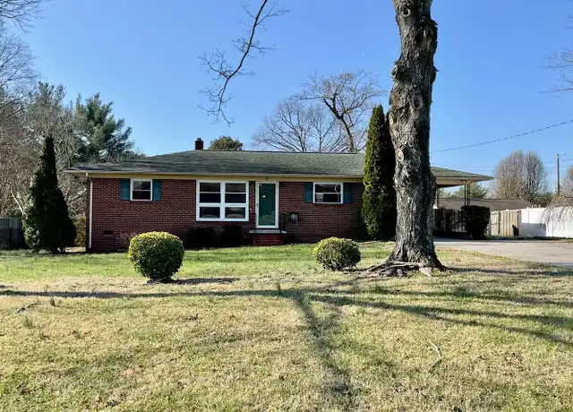 Property at 1804 Country Club Rd, Lincolnton, NC, 28092, 2 beds, 1 bath, [object Object]