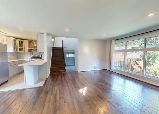 Property at 6337 Phyllis Ln, Alexandria, VA, 22312, 3 beds, 2 baths, [object Object]