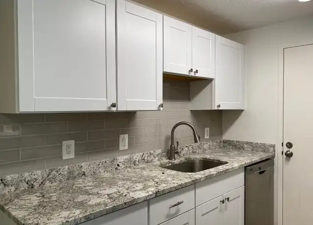 Property at 8 Village Hill Ln #5, Natick, MA, 01760, 2 beds, 1 bath, [object Object]
