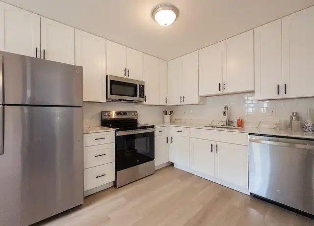 Property at College Arms Apartments - 74 E 5th Ave, Collegeville, PA, 19426, 1-2 bed, 1 bath, [object Object]