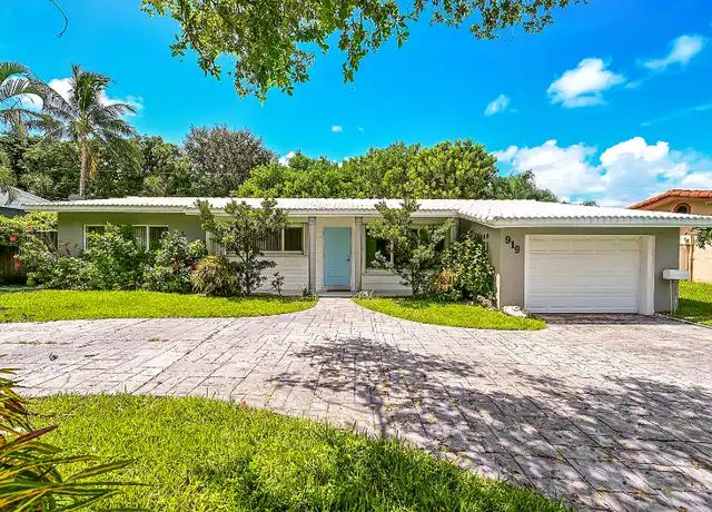 Property at 919 NE 26th Ave, Pompano Beach, FL, 33062, 3 beds, 2 baths, [object Object]