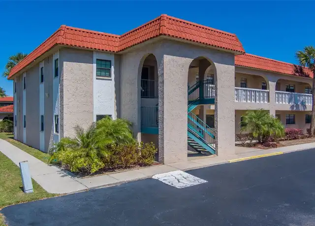 Property at 1750 Belleair Forest Dr Unit C3, Belleair, FL, 33756, 2 beds, 2 baths, [object Object]