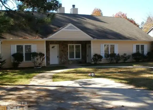 Property at 2628 Country Trce SE Unit B, Conyers, GA, 30013, 2 beds, 2 baths, [object Object]