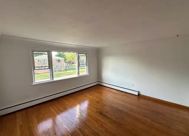 Property at 4227 E Allen St Unit 3, Buffalo, NY, 14219, 2 beds, 1 bath, [object Object]