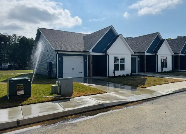 Property at 1925 Andes Rd, Knoxville, TN, 37931, 2 beds, 2 baths, [object Object]
