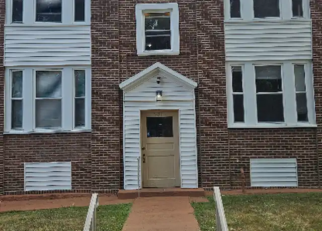 Property at 6312 Cates Ave Unit 2E, University City, MO, 63130, 2 beds, 1 bath, [object Object]