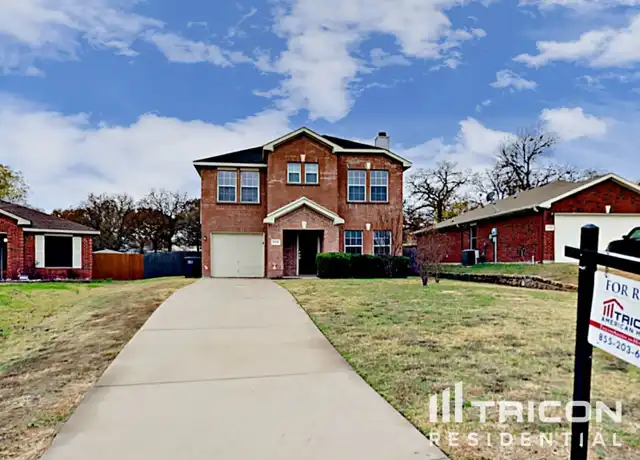 Property at 2432 Big Spring Dr, Fort Worth, TX, 76120, 3 beds, 2 baths, [object Object]