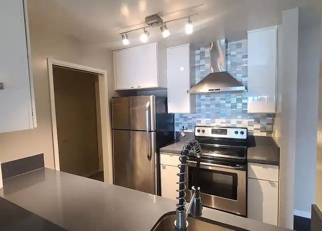 Property at Tropic Sands Apartments - 2485 Shoreline Dr, Alameda, CA, 94501, 0-1 beds, 1 bath, [object Object]