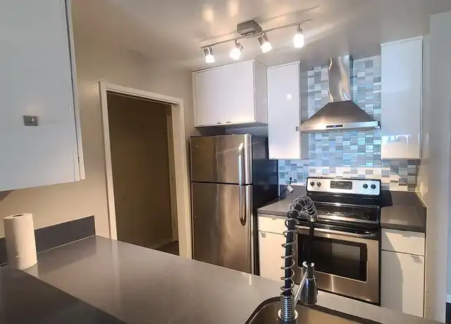 Property at Tropic Sands Apartments - 2485 Shoreline Dr, Alameda, CA, 94501, 0-1 beds, 1 bath, [object Object]