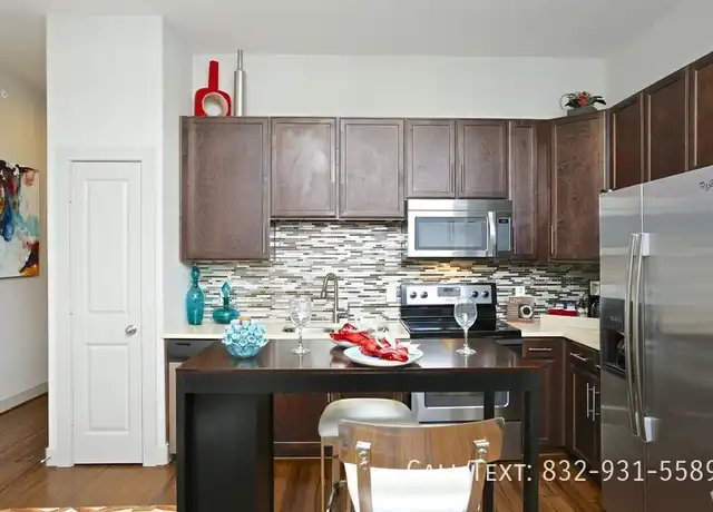 Property at 1330 Montrose Blvd Unit AOWD, Houston, TX, 77019, 1 bed, 1 bath, [object Object]