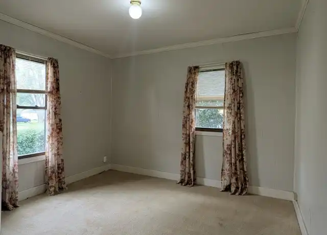Property at 545 3rd St Unit 1, Frost, MN, 56033, 1 bed, 1 bath, [object Object]