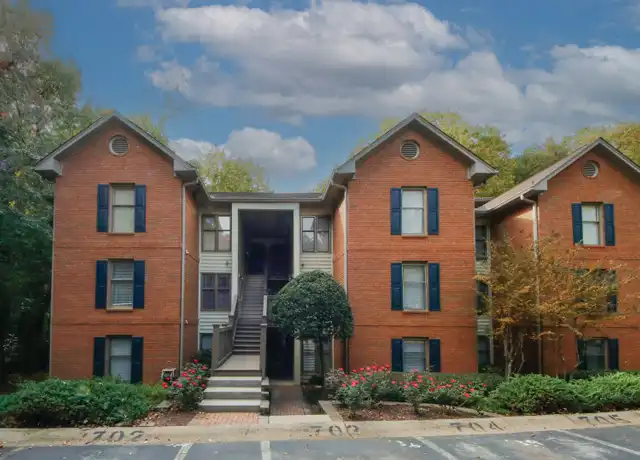 Property at 702 Garden Ct, Atlanta, GA, 30328, 2 beds, 2 baths, [object Object]