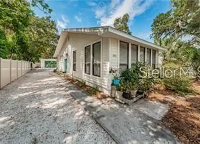 Property at 525 Bay St, Dunedin, FL, 34698, 2 beds, 1 bath, [object Object]