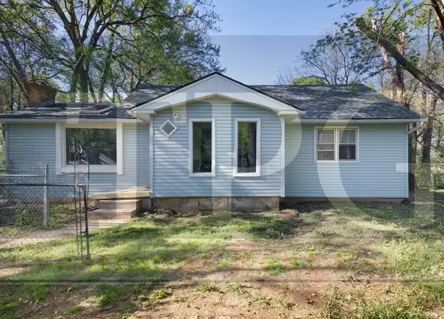 Property at 6804 E 66th St, Kansas City, MO, 64133, 3 beds, 2 baths, [object Object]