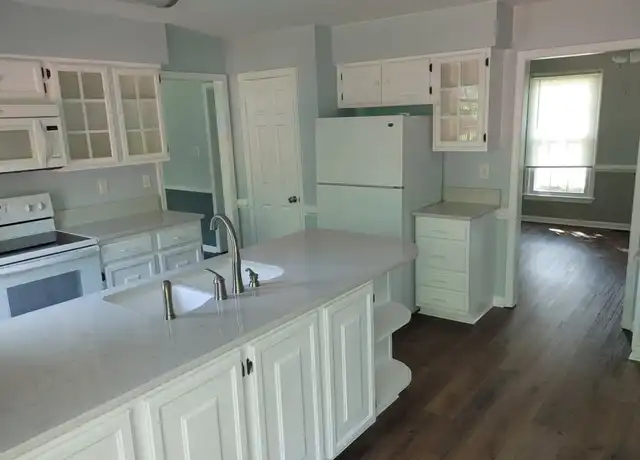 Property at 4916 Brookeway Dr, Virginia Beach, VA, 23464, 4 beds, 3 baths, [object Object]