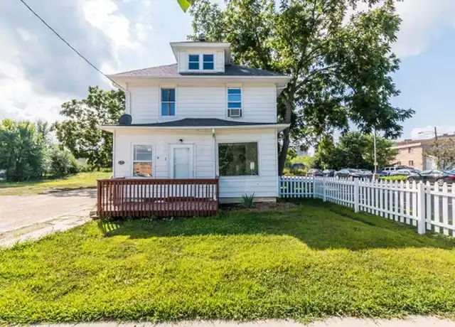 Property at 423 4th Ave SE, Rochester, MN, 55904, 2 beds, 1 bath, [object Object]