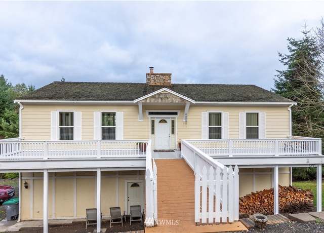 Photo of 202 Fox Hollow Rd, Sequim, WA 98382