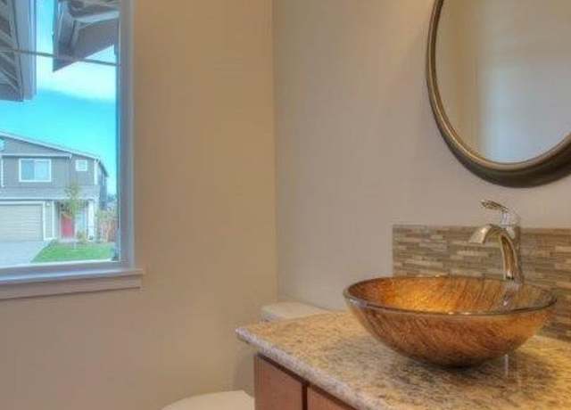 Photo of 11622 175th St E, Puyallup, WA 98374