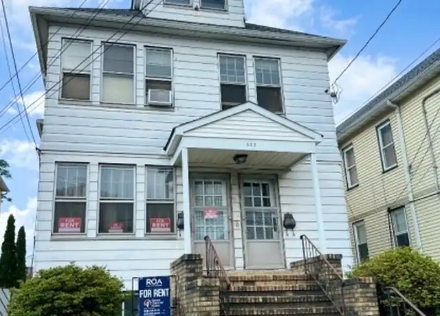 Property at 825 Pennington St, Elizabeth, NJ, 07202, 3 beds, 1 bath, [object Object]