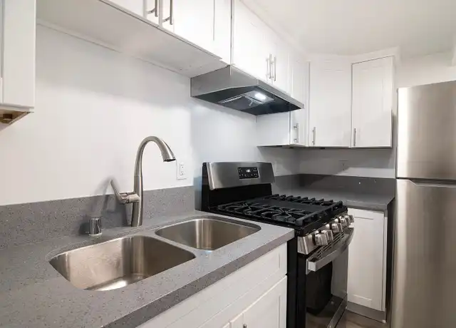 Property at 10520 S Figueroa St Unit 26, Los Angeles, CA, 90003, 3 beds, 2 baths, [object Object]