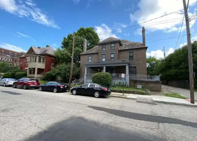 Property at 77 W Hubbard Ave Unit 79, Columbus, OH, 43215, 4 beds, 1 bath, [object Object]