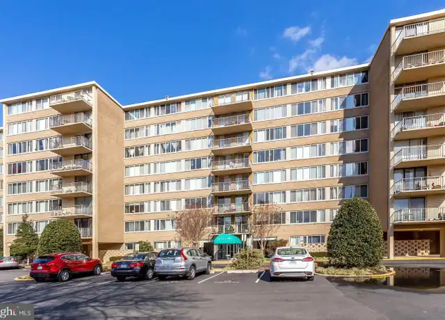 Property at 5565 Columbia Pike #210, Arlington, VA, 22204, 1 bed, 1 bath, [object Object]