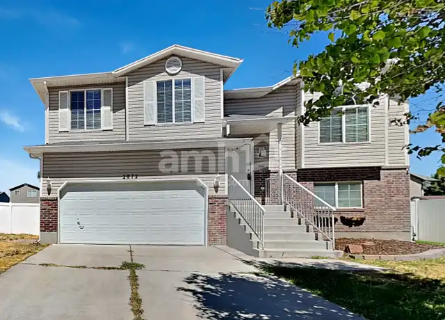 Property at 2872 W 2075 S, Syracuse, UT, 84075, 4 beds, 2 baths, [object Object]