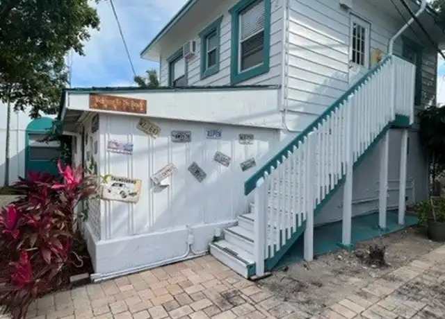 Property at 5 Bougainvilla Dr, Lauderdale-By-The-Sea, FL, 33308, 1 bed, 1 bath, [object Object]